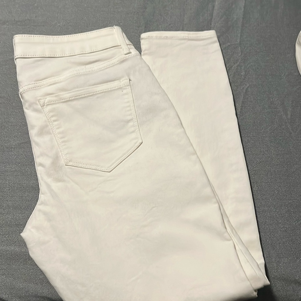 Old Navy Super Skinny Ankle White Jeans